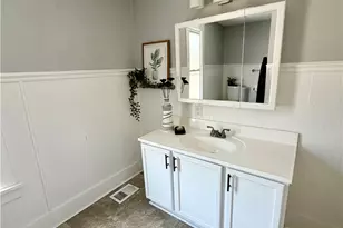 44 W Hallam Ave, Washington, PA 15301 - Photo 22