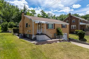4704 Woodhill Dr, Munhall, PA 15120 - Photo 4