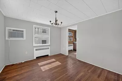 556 Thompson Avenue, Clairton, PA 15025 - Photo 6