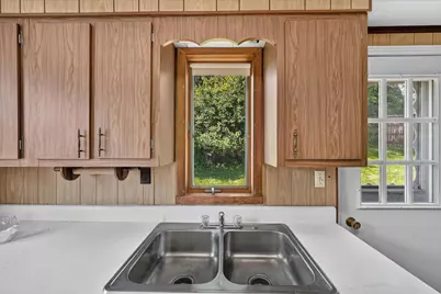 556 Thompson Avenue, Clairton, PA 15025 - Photo 10