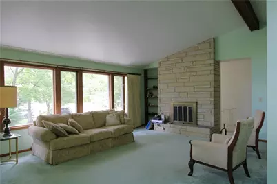 331 Roberts Ln, Neshannock Township, PA 16105 - Photo 8