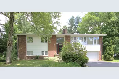 331 Roberts Ln, Neshannock Township, PA 16105 - Photo 1