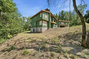 2323 Mcdevitt Rd, Pittsburgh, PA 15143 - Photo 4