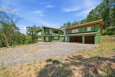 2323 McDevitt Road, Pittsburgh, PA 15143 - Photo 2