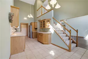 1027 Blackthorne Dr, Penn Twp, PA 15644 - Photo 8