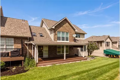 1027 Blackthorne Dr #A, Penn Twp, PA 15644 - Photo 4