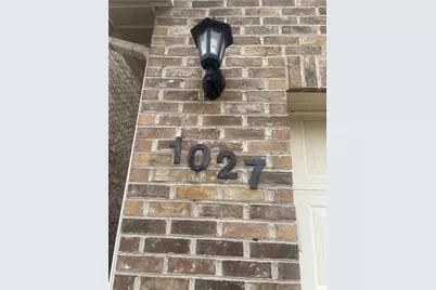 1027 Blackthorne Dr #A, Penn Twp, PA 15644 - Photo 2