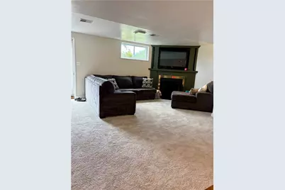 19 Belmeade Ter, South Union Township, PA 15401 - Photo 14