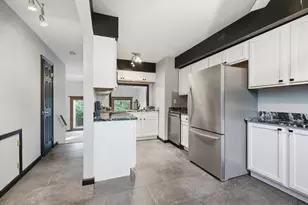 1192 Pennsbury Blvd, Pittsburgh, PA 15205 - Photo 4