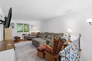 239 Golden Gate Dr, Verona, PA 15147 - Photo 2