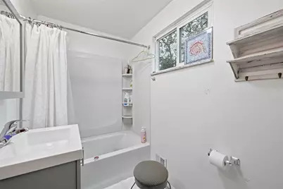 239 Golden Gate Dr, Verona, PA 15147 - Photo 20