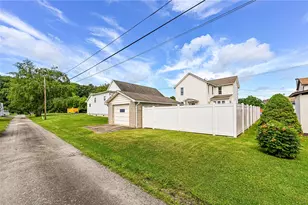 27 Oak St, Latrobe, PA 15650 - Photo 46