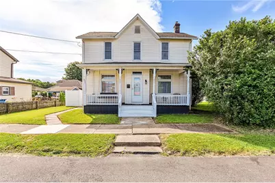 27 Oak St, Latrobe, PA 15650 - Photo 1