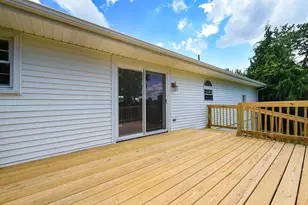 229 Wallace Cir, Union Township, PA 16101 - Photo 32