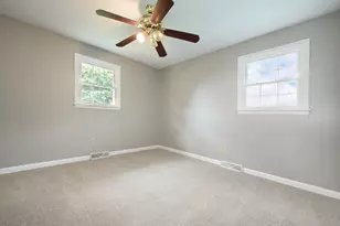 229 Wallace Cir, Union Township, PA 16101 - Photo 26