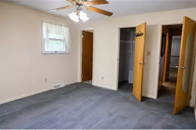 1092 Williams Dr, Washington Township, PA 15012 - Photo 12