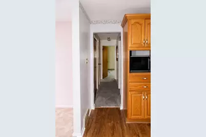 1092 Williams Dr, Washington Township, PA 15012 - Photo 8