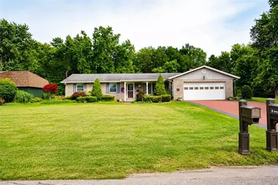 1092 Williams Dr, Washington Township, PA 15012 - Photo 1