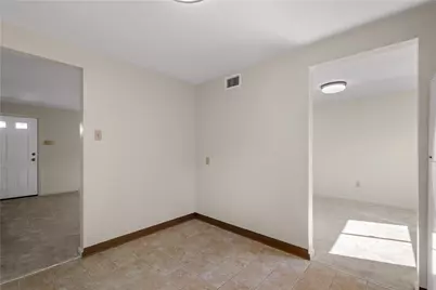 238 Santa Fe Dr, Bethel Park, PA 15102 - Photo 8