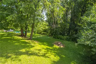 238 Santa Fe Dr, Bethel Park, PA 15102 - Photo 22