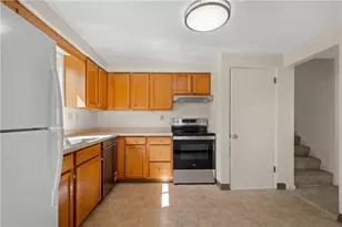 238 Santa Fe Dr, Bethel Park, PA 15102 - Photo 6