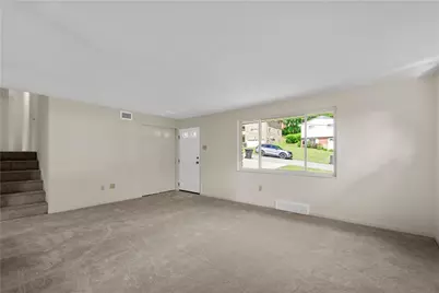238 Santa Fe Dr, Bethel Park, PA 15102 - Photo 4