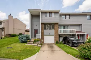 536 Hunters Path Rd, South Fayette, PA 15017 - Photo 1