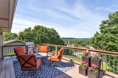 930 Crestview Dr, Ellwood City, PA 16117 - Photo 30