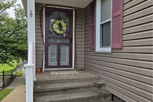 19 S Oak St, Fairchance, PA 15436 - Photo 4