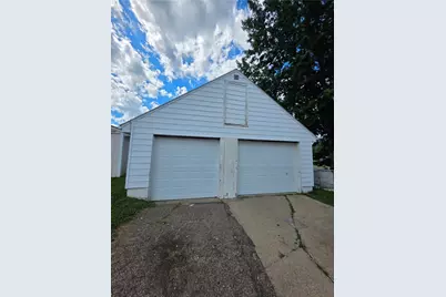 111 McCandless Ave, Twp of But NW, PA 16001 - Photo 4