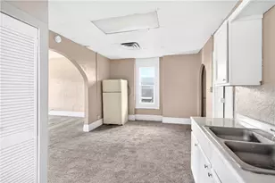 30 W Pike St, Canonsburg, PA 15317 - Photo 4