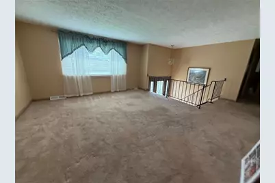2805 Knights Ct, Lower Burrell, PA 15068 - Photo 18