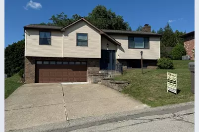 2805 Knights Ct, Lower Burrell, PA 15068 - Photo 2