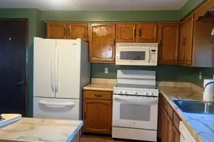 2805 Knights Ct, Lower Burrell, PA 15068 - Photo 8