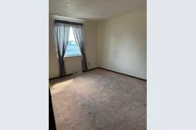 2805 Knights Ct, Lower Burrell, PA 15068 - Photo 18