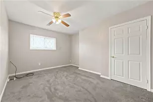 2734 Philadelphia Ave, Pittsburgh, PA 15216 - Photo 16