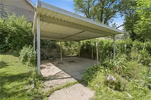 2734 Philadelphia Ave, Pittsburgh, PA 15216 - Photo 28