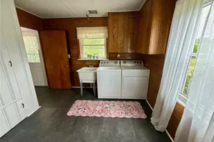 1632 Scenery Dr, Elizabeth Twp/Boro, PA 15037 - Photo 8