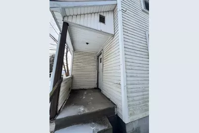 713 Monroe Street, New Castle, PA 16101 - Photo 4