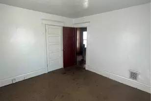824 Franklin Ave, New Castle, PA 16101 - Photo 16