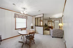 514 Rostraver Rd, Rostraver, PA 15012 - Photo 18