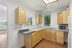 340 Queensbury St, Banksville/Westwood, PA 15205 - Photo 8