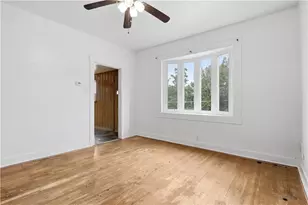 340 Queensbury St, Banksville/Westwood, PA 15205 - Photo 2