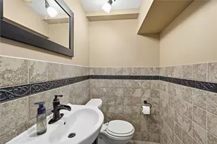 1648 Queens Dr, South Park, PA 15129 - Photo 38