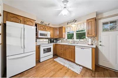 4755 Woodhill Dr, Munhall, PA 15120 - Photo 8