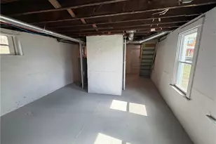 641 3rd St, Donora, PA 15033 - Photo 22