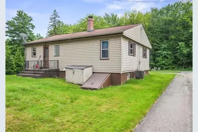 1090-1094 N Darby Rd, Hermitage, PA 16148 - Photo 2