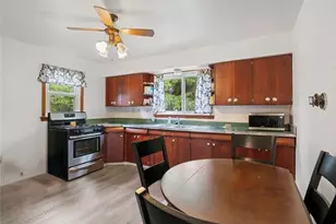 1090-1094 N Darby Rd, Hermitage, PA 16148 - Photo 10