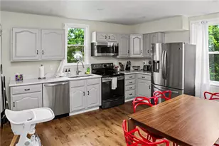 921 St Anne St, Pittsburgh, PA 15234 - Photo 10