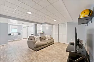 1100 Raven Dr, Scott Township, PA 15243 - Photo 22